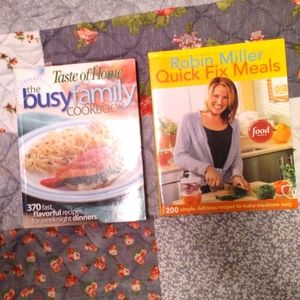 Amazing Quick Fix and Busy Family Cook Cookbooks 570 recipes in Great Condition